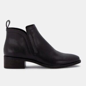 Dolce Vita Black / Onyx Tivon Ankle Boots 6
